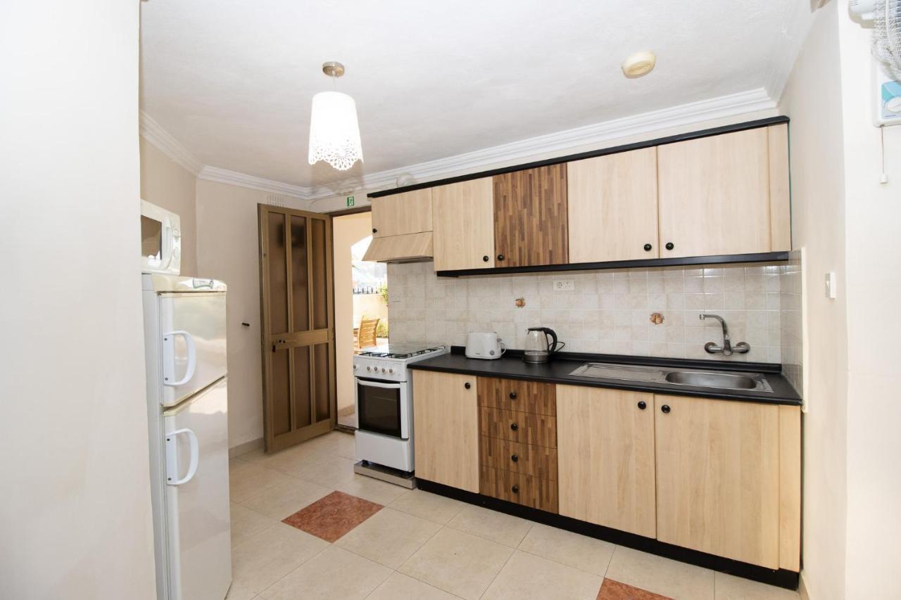 Tranquil Villa Apartments Units Мелліха Екстер'єр фото