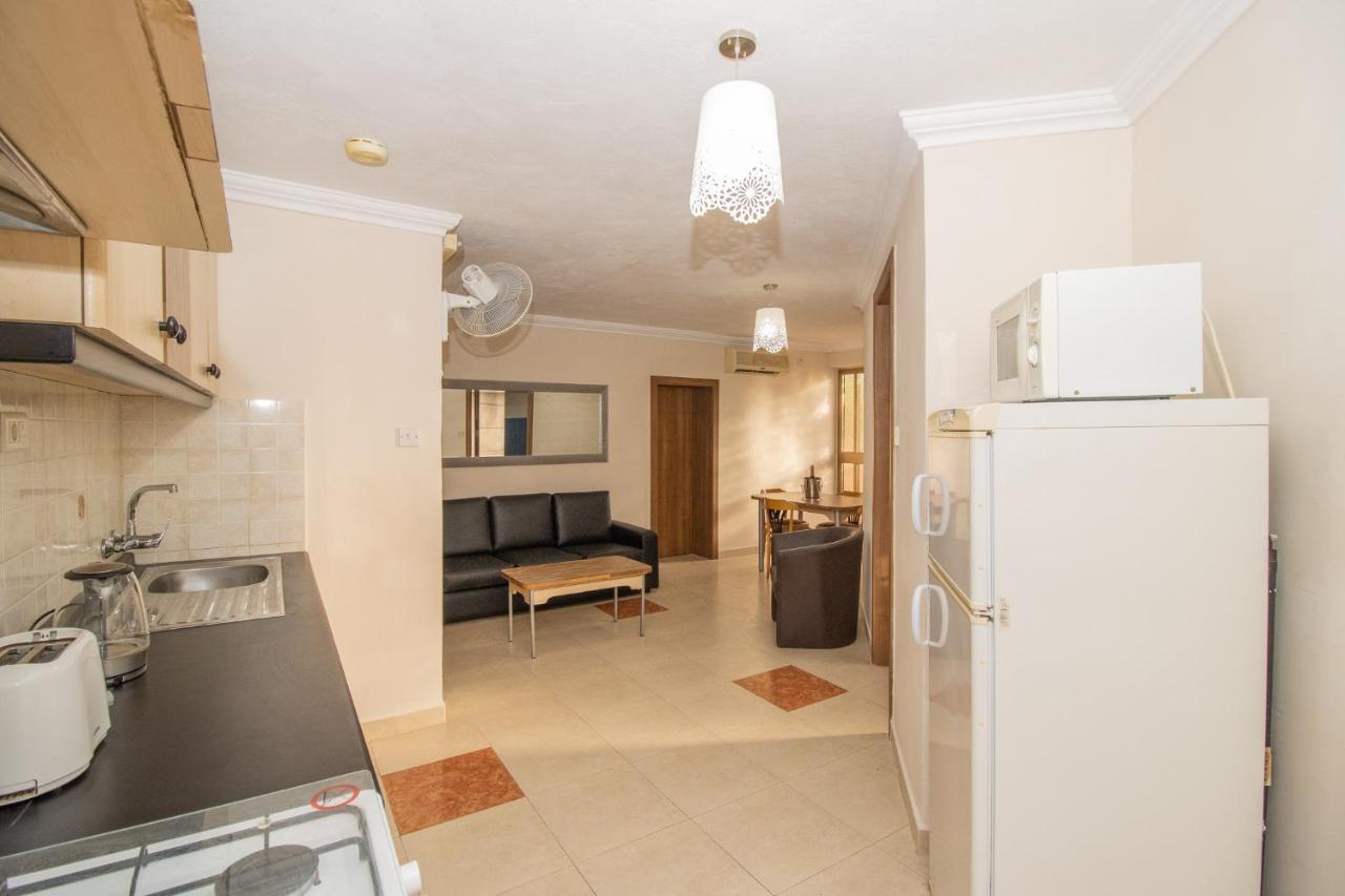Tranquil Villa Apartments Units Мелліха Екстер'єр фото