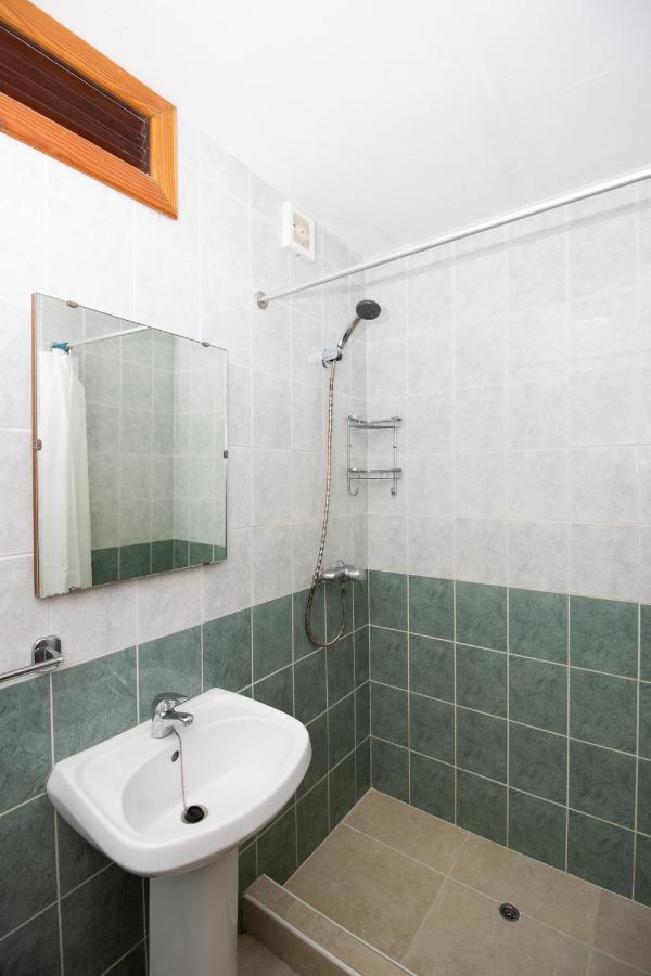 Tranquil Villa Apartments Units Мелліха Екстер'єр фото