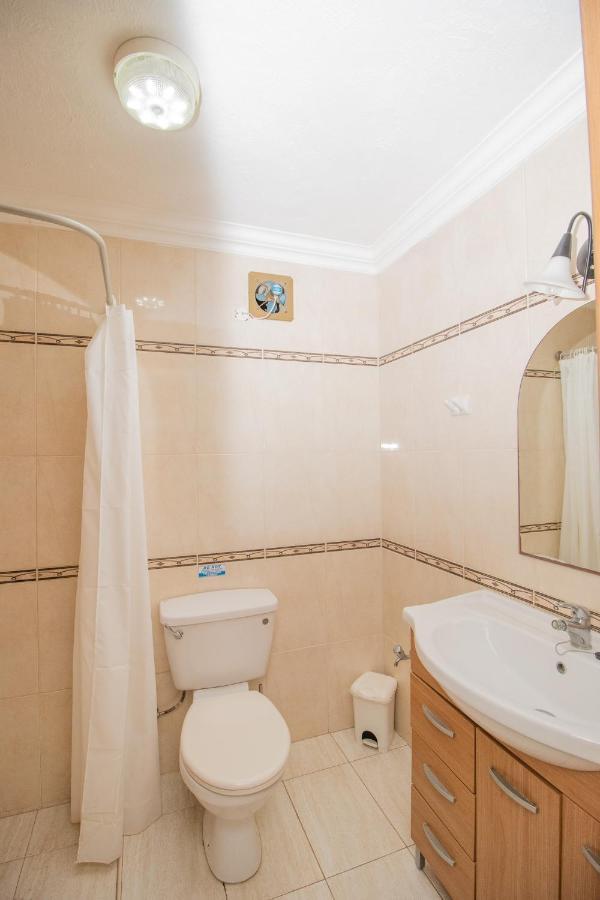 Tranquil Villa Apartments Units Мелліха Екстер'єр фото