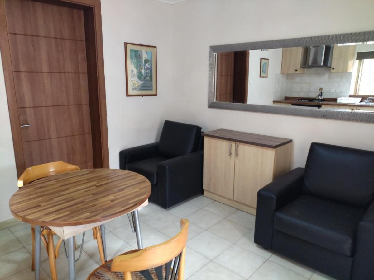 Tranquil Villa Apartments Units Мелліха Екстер'єр фото
